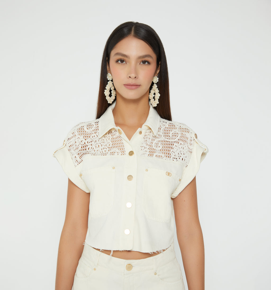 Blusa Boxy En Denim Con Crochet