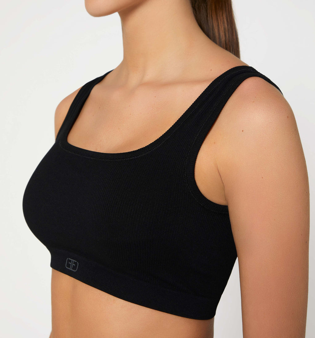 Blusa Tiras Deportiva